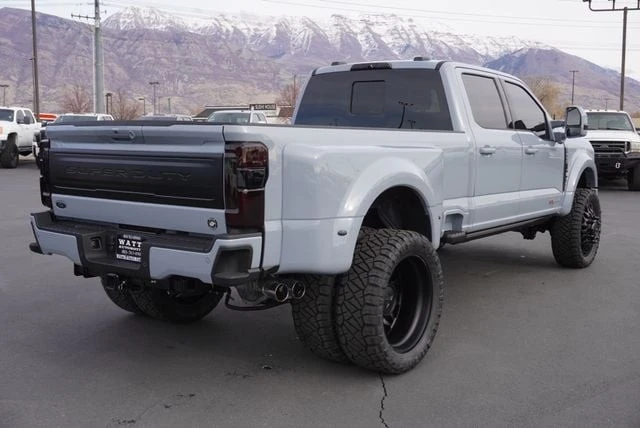 2025 Ford Super Duty 5th Gen - Image 13 of 21