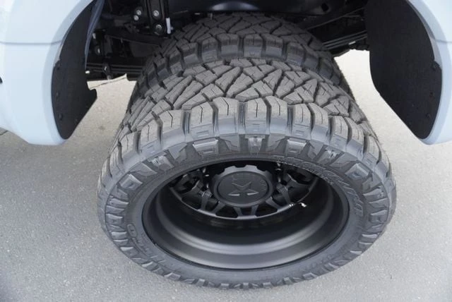 2025 Ford Super Duty 5th Gen - Image 19 of 21