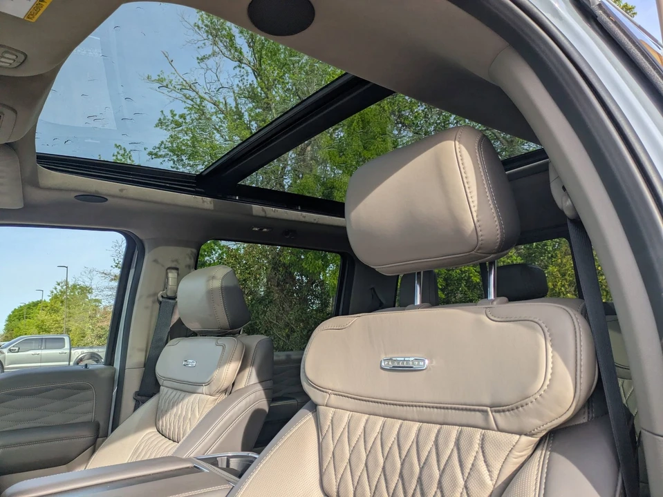 2025 Ford Super Duty 5th Gen - Image 28 of 31