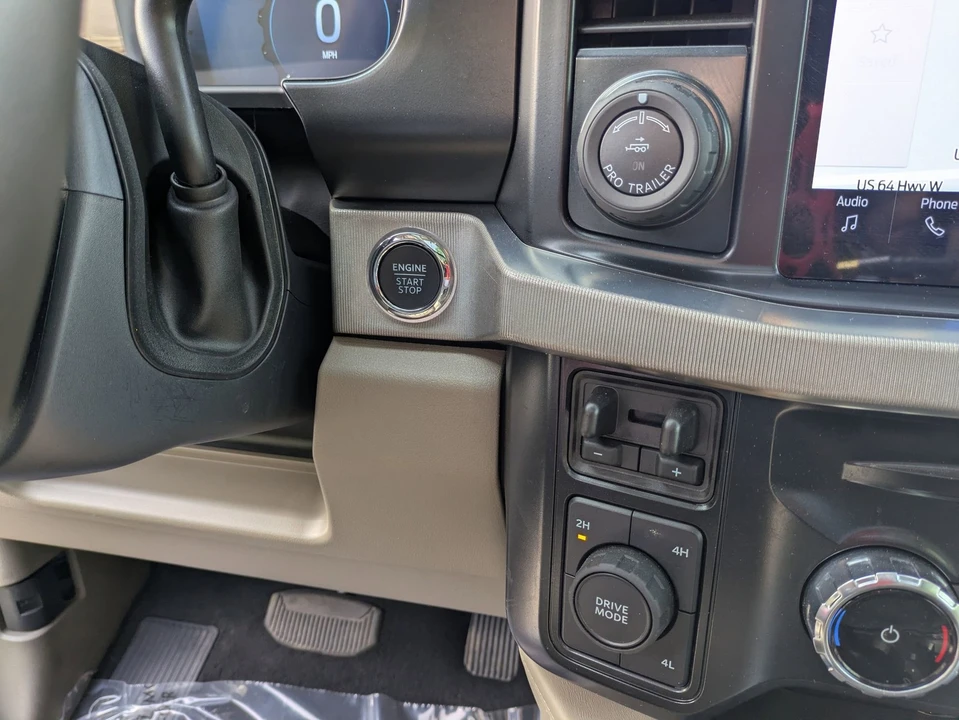 2025 Ford Super Duty 5th Gen - Image 26 of 31
