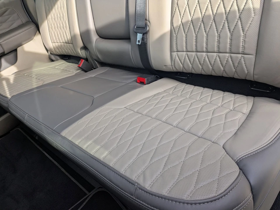 2025 Ford Super Duty 5th Gen - Image 30 of 31