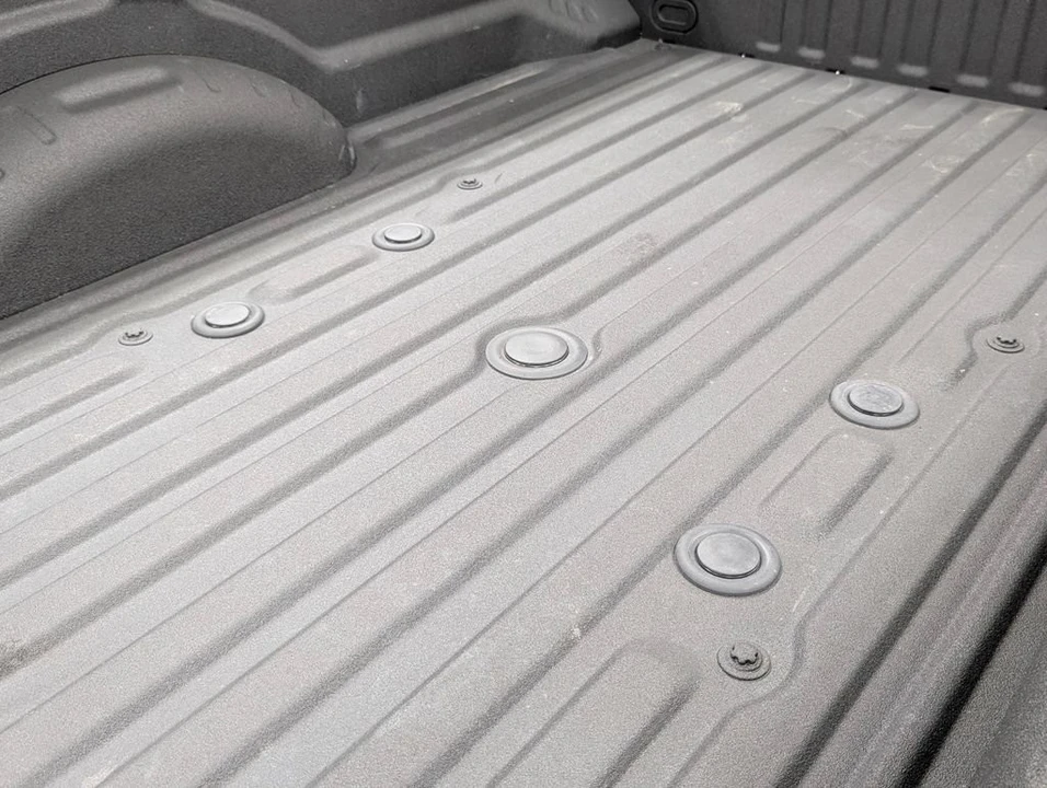 2025 Ford Super Duty 5th Gen - Image 25 of 31