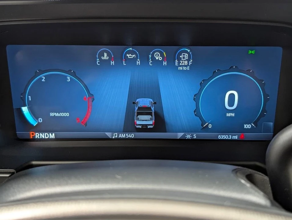 2025 Ford Super Duty 5th Gen - Image 3 of 12