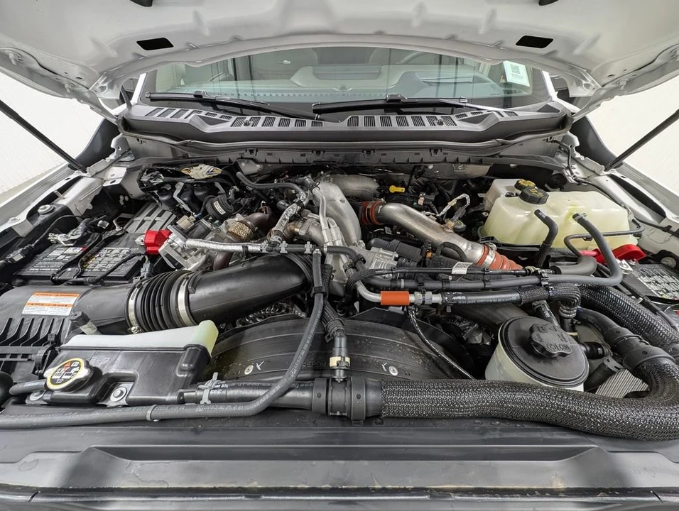 2025 Ford Super Duty 5th Gen - Image 11 of 12