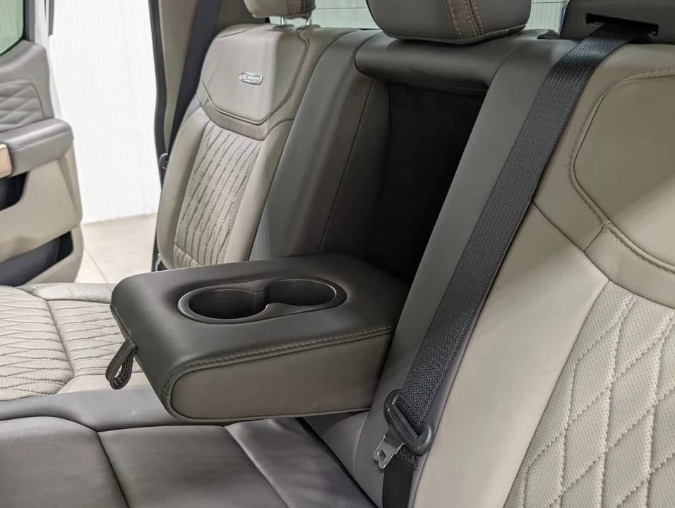 2025 Ford Super Duty 5th Gen - Image 17 of 31
