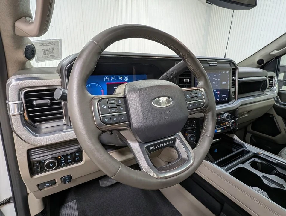 2025 Ford Super Duty 5th Gen - Image 10 of 31
