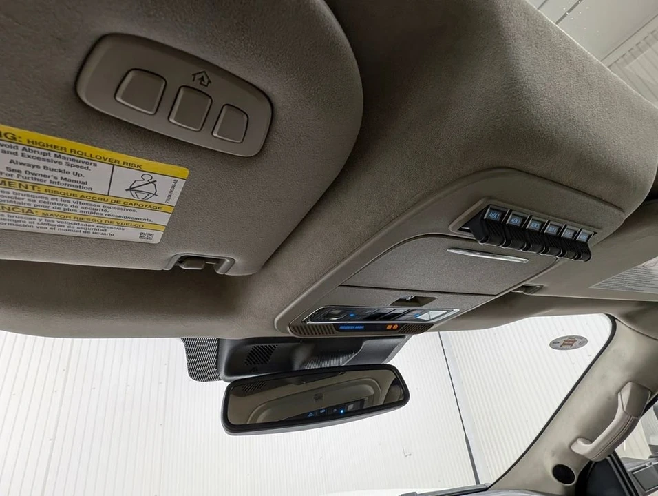 2025 Ford Super Duty 5th Gen - Image 8 of 31
