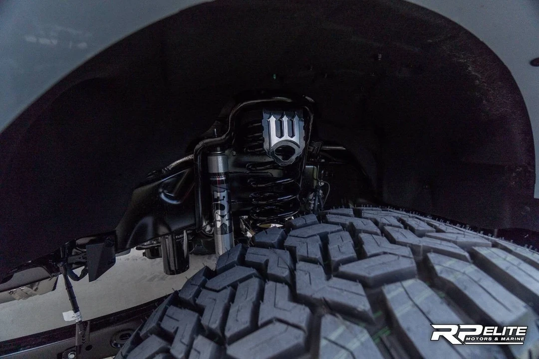 2025 Ford Super Duty 5th Gen - Image 13 of 21