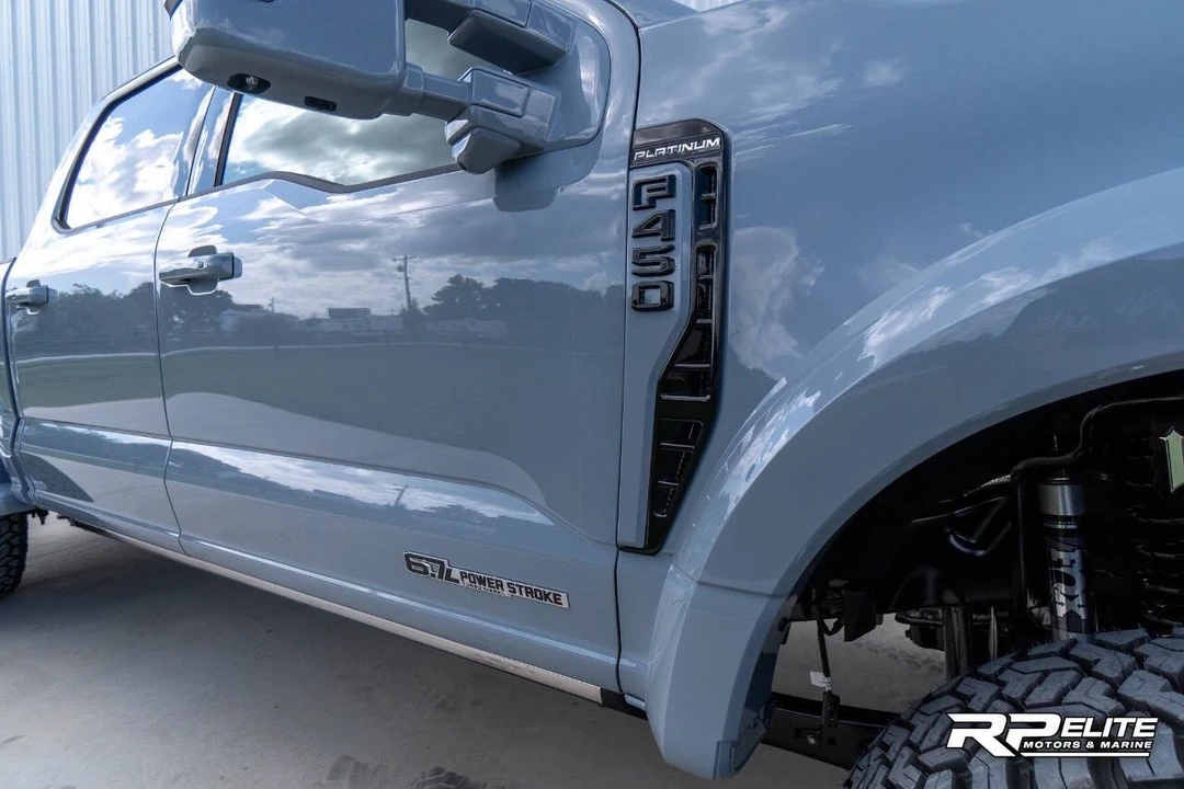 2025 Ford Super Duty 5th Gen - Image 12 of 21