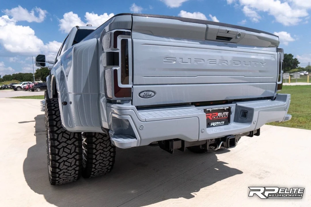 2025 Ford Super Duty 5th Gen - Image 5 of 21