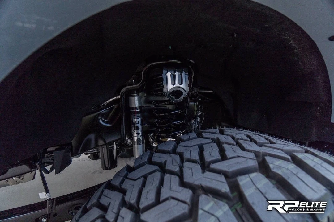 2025 Ford Super Duty 5th Gen - Image 13 of 21