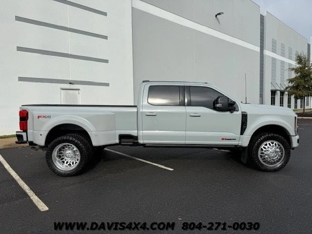 2025 Ford Super Duty 5th Gen - Image 4 of 12