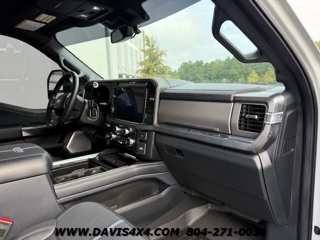 2025 Ford Super Duty 5th Gen - Image 7 of 12