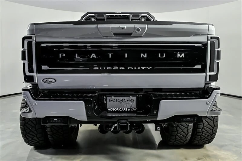 2025 Ford Super Duty 5th Gen - Image 8 of 31