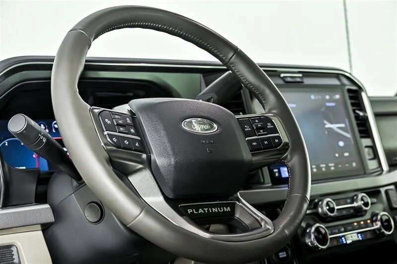 2025 Ford Super Duty 5th Gen - Image 22 of 31