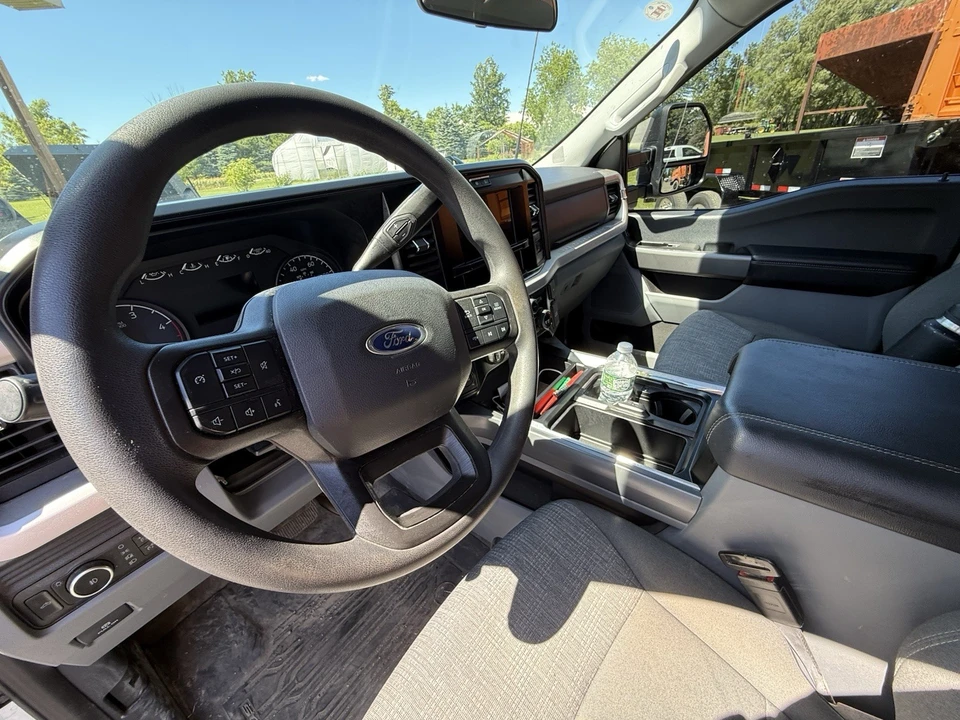 2025 Ford Super Duty 5th Gen - Image 10 of 11