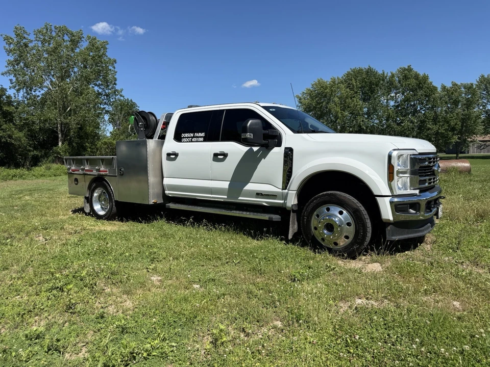 2025 Ford Super Duty 5th Gen - Image 3 of 11