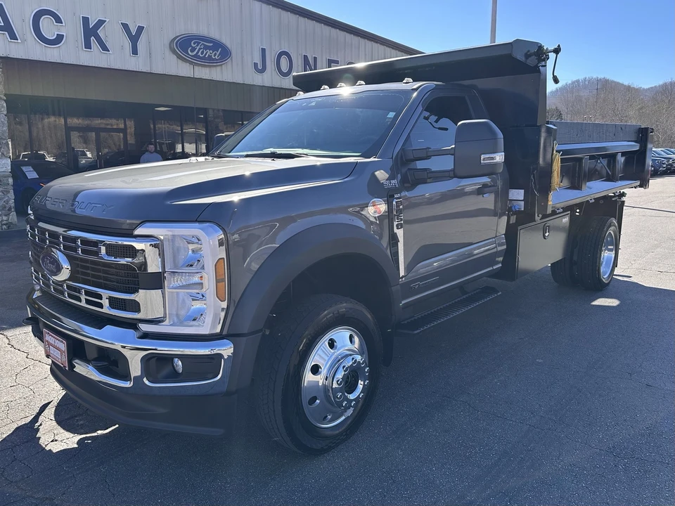 2025 Ford Super Duty 5th Gen - Image 2 of 12