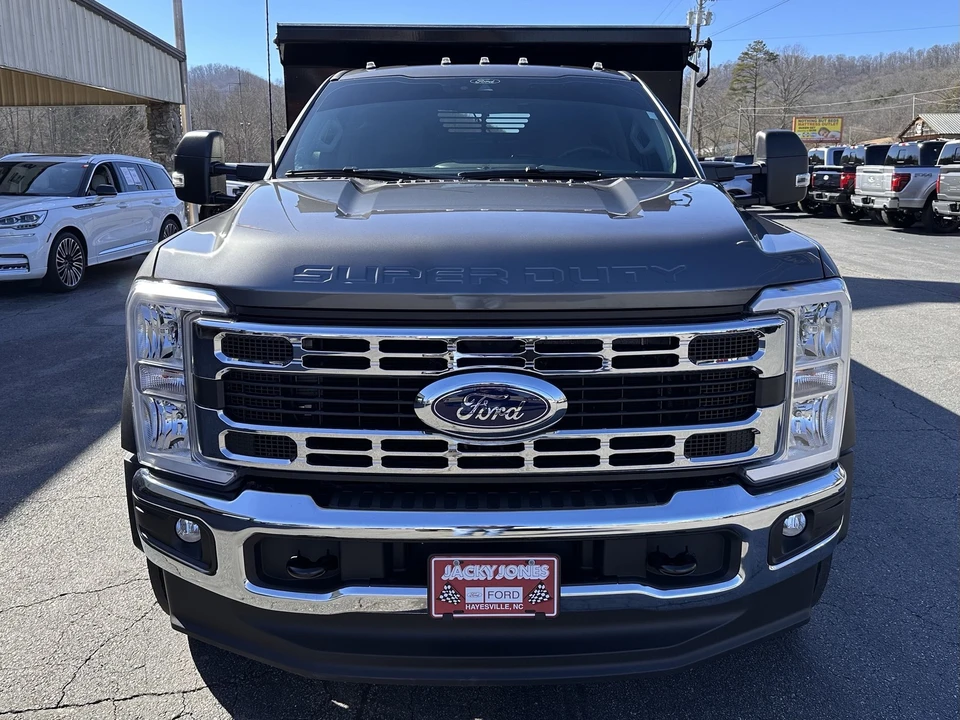 2025 Ford Super Duty 5th Gen - Image 3 of 12
