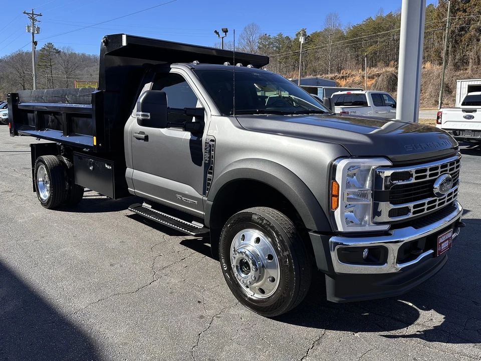 2025 Ford Super Duty 5th Gen - Image 4 of 12