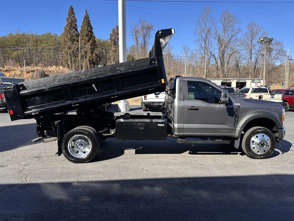 2025 Ford Super Duty 5th Gen - Image 9 of 12