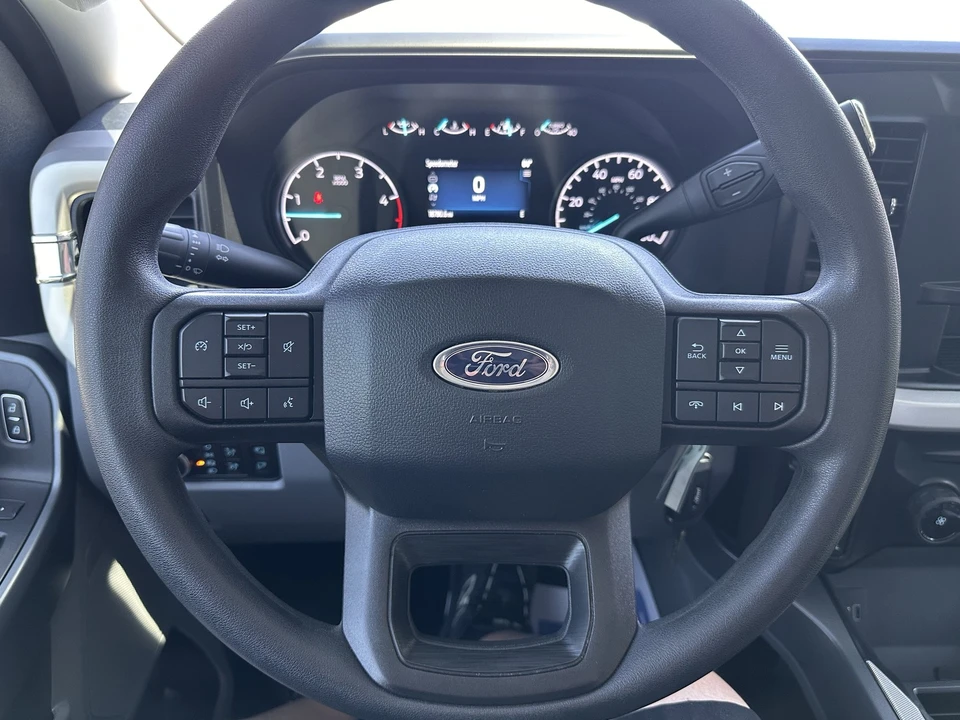 2025 Ford Super Duty 5th Gen - Image 21 of 31