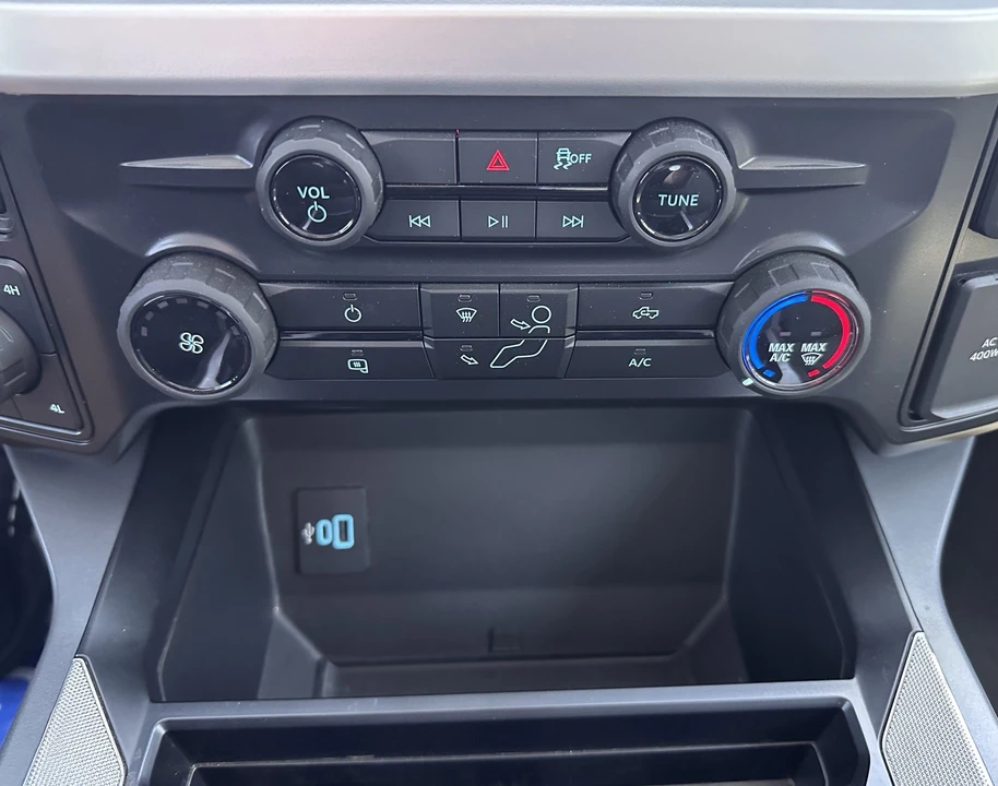 2025 Ford Super Duty 5th Gen - Image 27 of 31