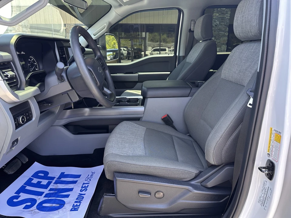 2025 Ford Super Duty 5th Gen - Image 11 of 31