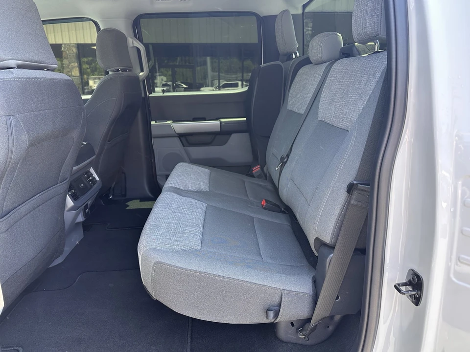 2025 Ford Super Duty 5th Gen - Image 13 of 31