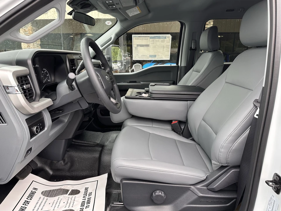 2025 Ford Super Duty 5th Gen - Image 8 of 21