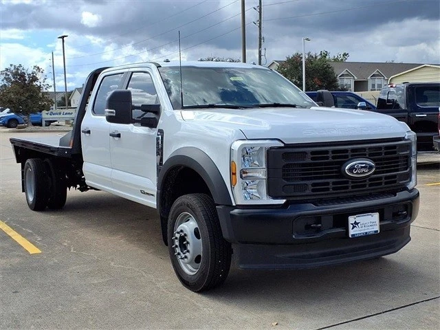 2025 Ford Super Duty 5th Gen - Image 9 of 10