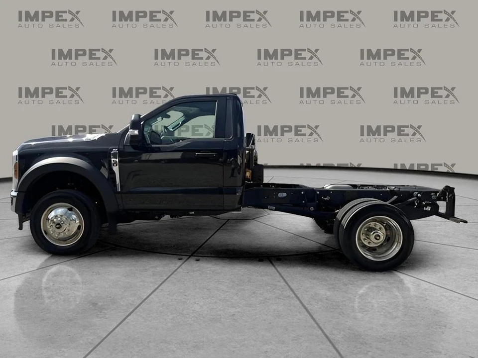 2025 Ford Super Duty 5th Gen - Image 3 of 12