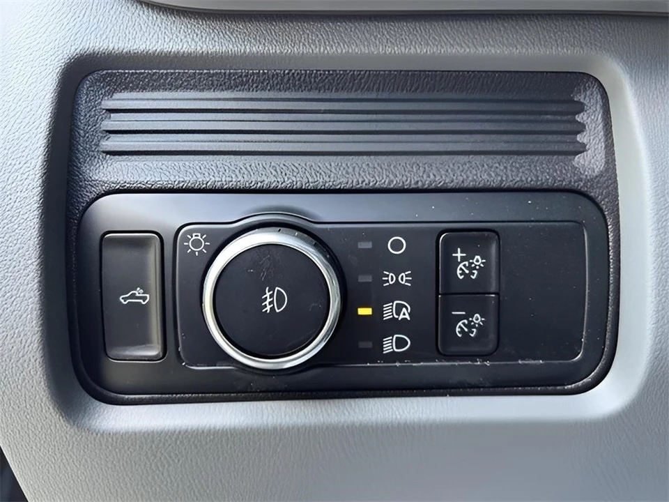 2025 Ford Super Duty 5th Gen - Image 12 of 12