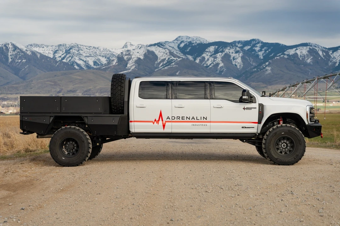 2025 Ford Super Duty 5th Gen - Image 4 of 9