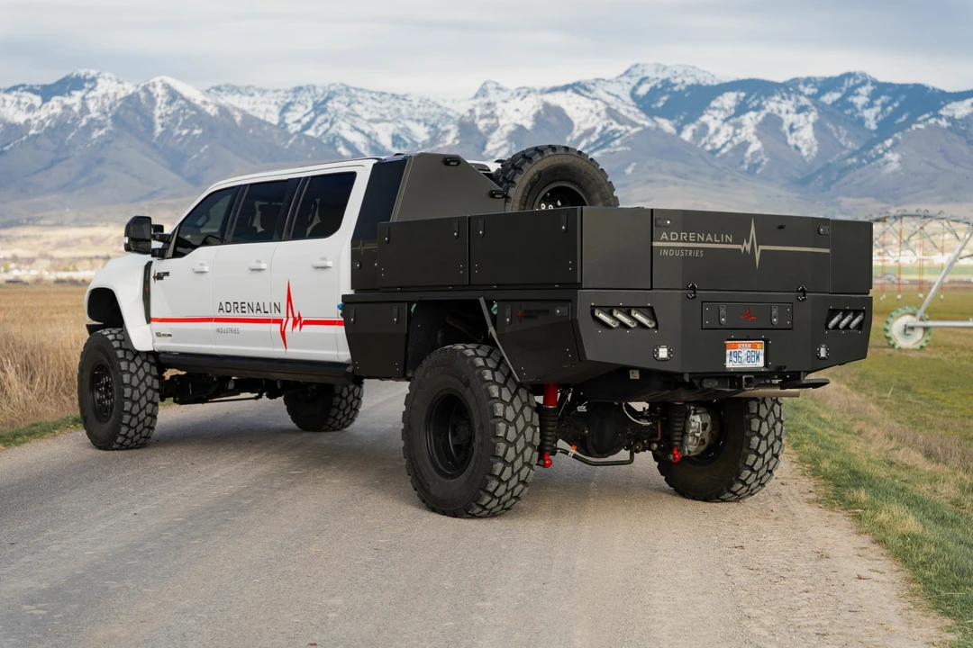 2025 Ford Super Duty 5th Gen - Image 2 of 9