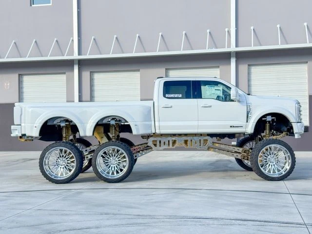 2025 Ford Super Duty 5th Gen - Image 8 of 21