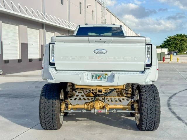2025 Ford Super Duty 5th Gen - Image 6 of 21