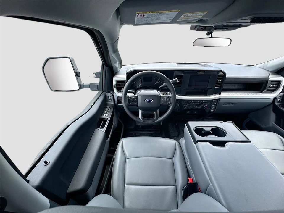 2025 Ford Super Duty 5th Gen - Image 15 of 31