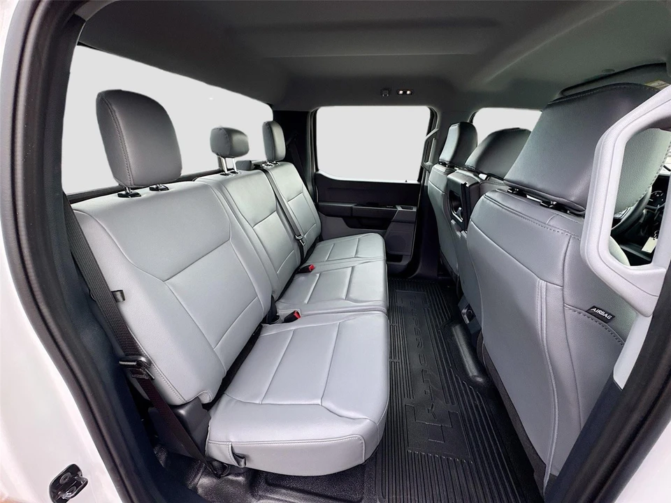 2025 Ford Super Duty 5th Gen - Image 14 of 16