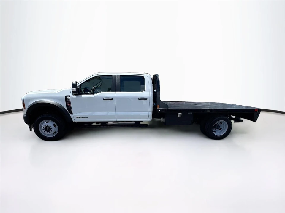 2025 Ford Super Duty 5th Gen - Image 26 of 31