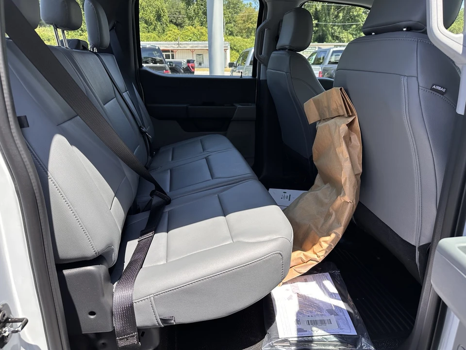 2025 Ford Super Duty 5th Gen - Image 14 of 21