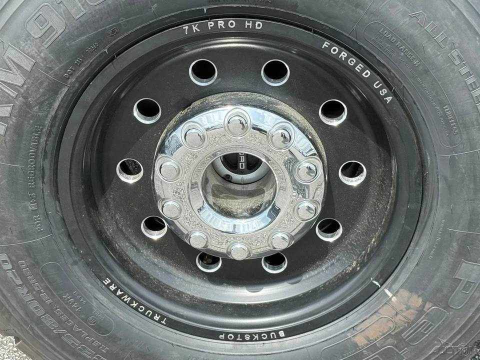 2025 Ford Super Duty 5th Gen - Image 8 of 12