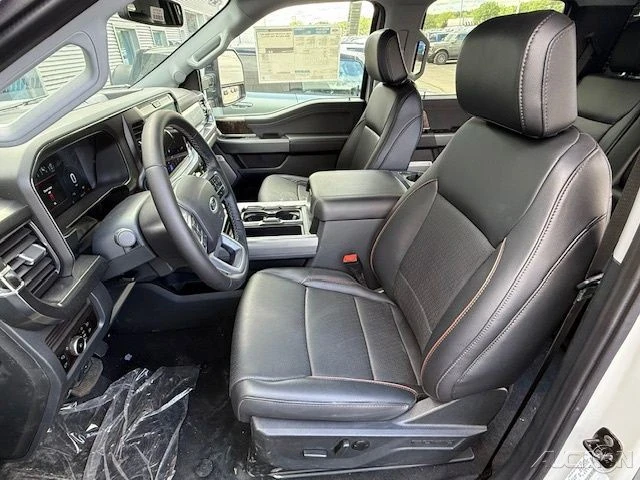 2025 Ford Super Duty 5th Gen - Image 10 of 12