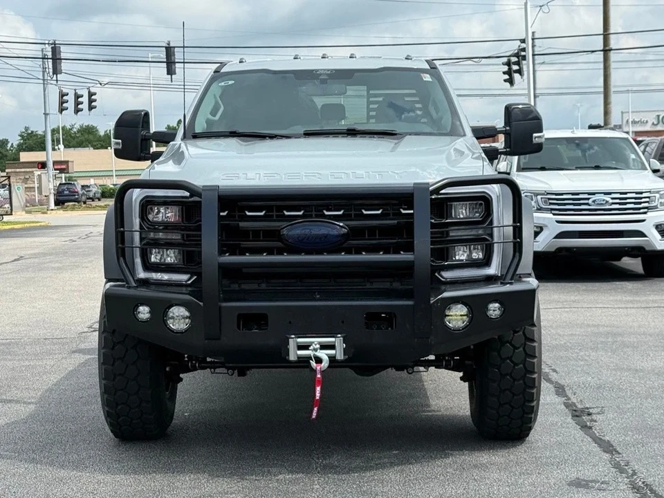 2025 Ford Super Duty 5th Gen - Image 2 of 12