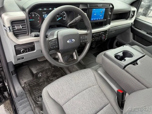 2025 Ford Super Duty 5th Gen - Image 13 of 21