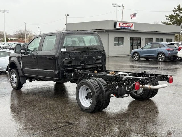 2025 Ford Super Duty 5th Gen - Image 3 of 21