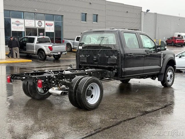2025 Ford Super Duty 5th Gen - Image 6 of 21