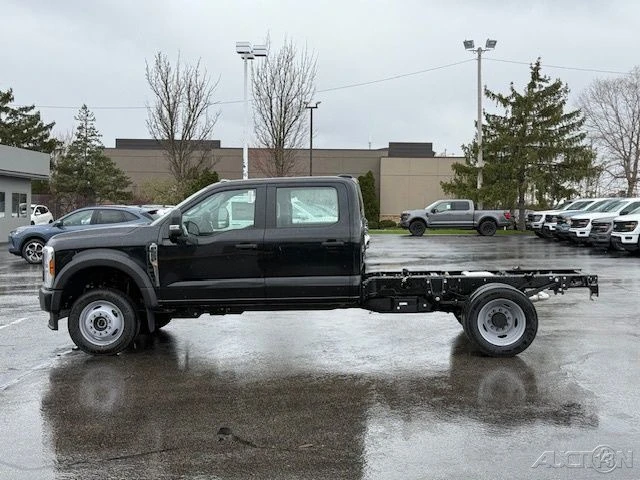 2025 Ford Super Duty 5th Gen - Image 2 of 21