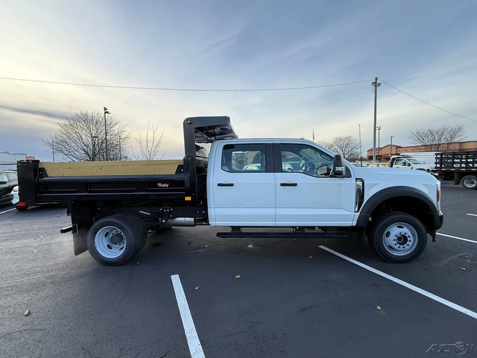 2025 Ford Super Duty 5th Gen - Image 7 of 12