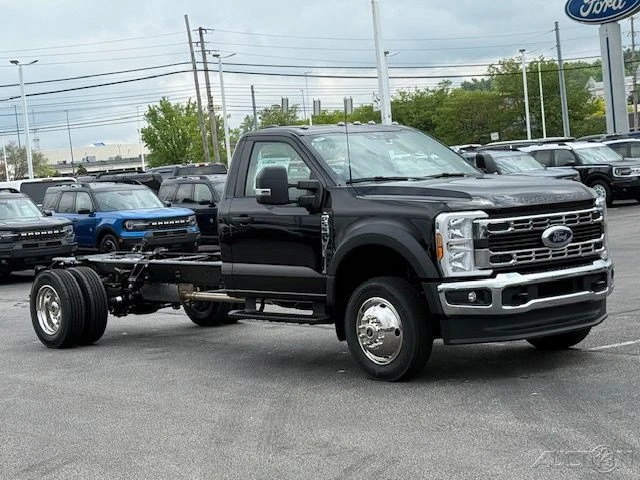 2025 Ford Super Duty 5th Gen - Image 9 of 21